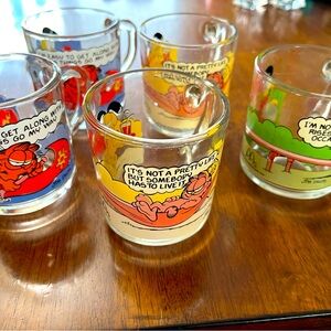 Garfield Characters 1978 United Features Syndicate McDonald’s Cups